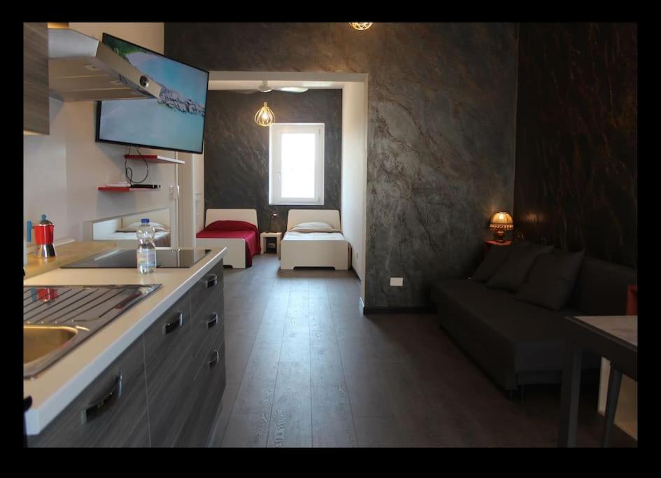 Monolocale Trainspotting Apartamento Verona Exterior foto