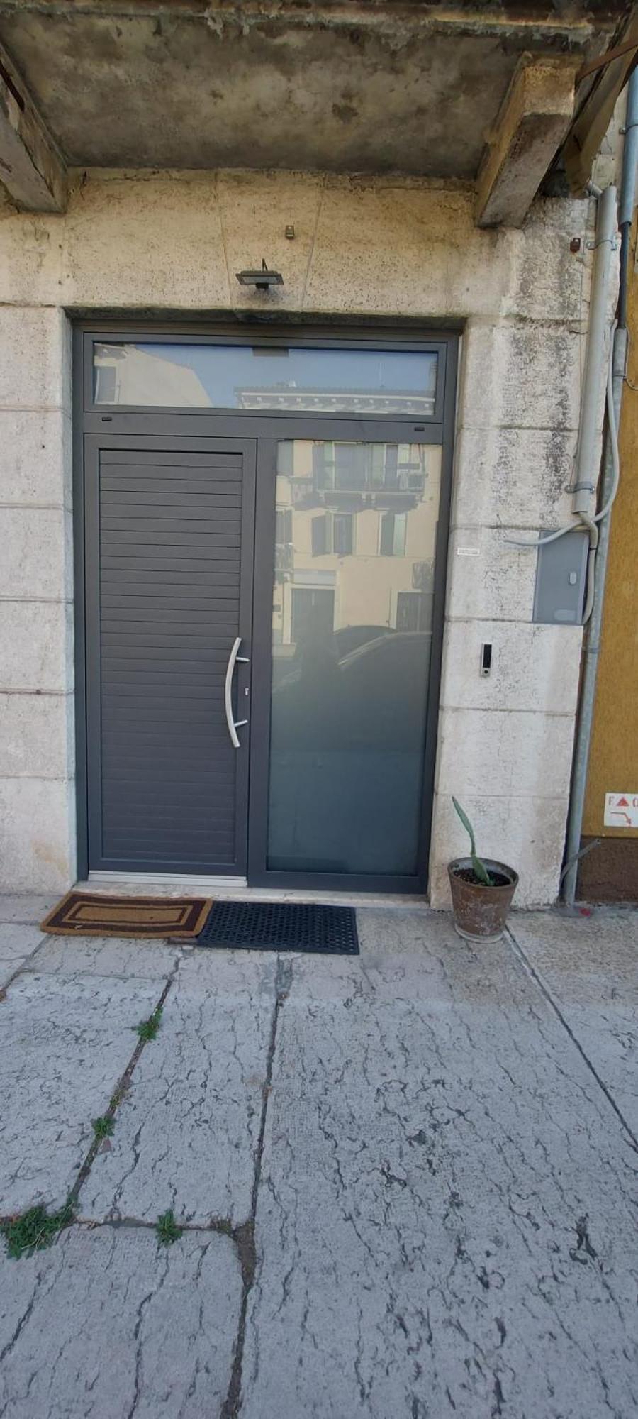 Monolocale Trainspotting Apartamento Verona Exterior foto